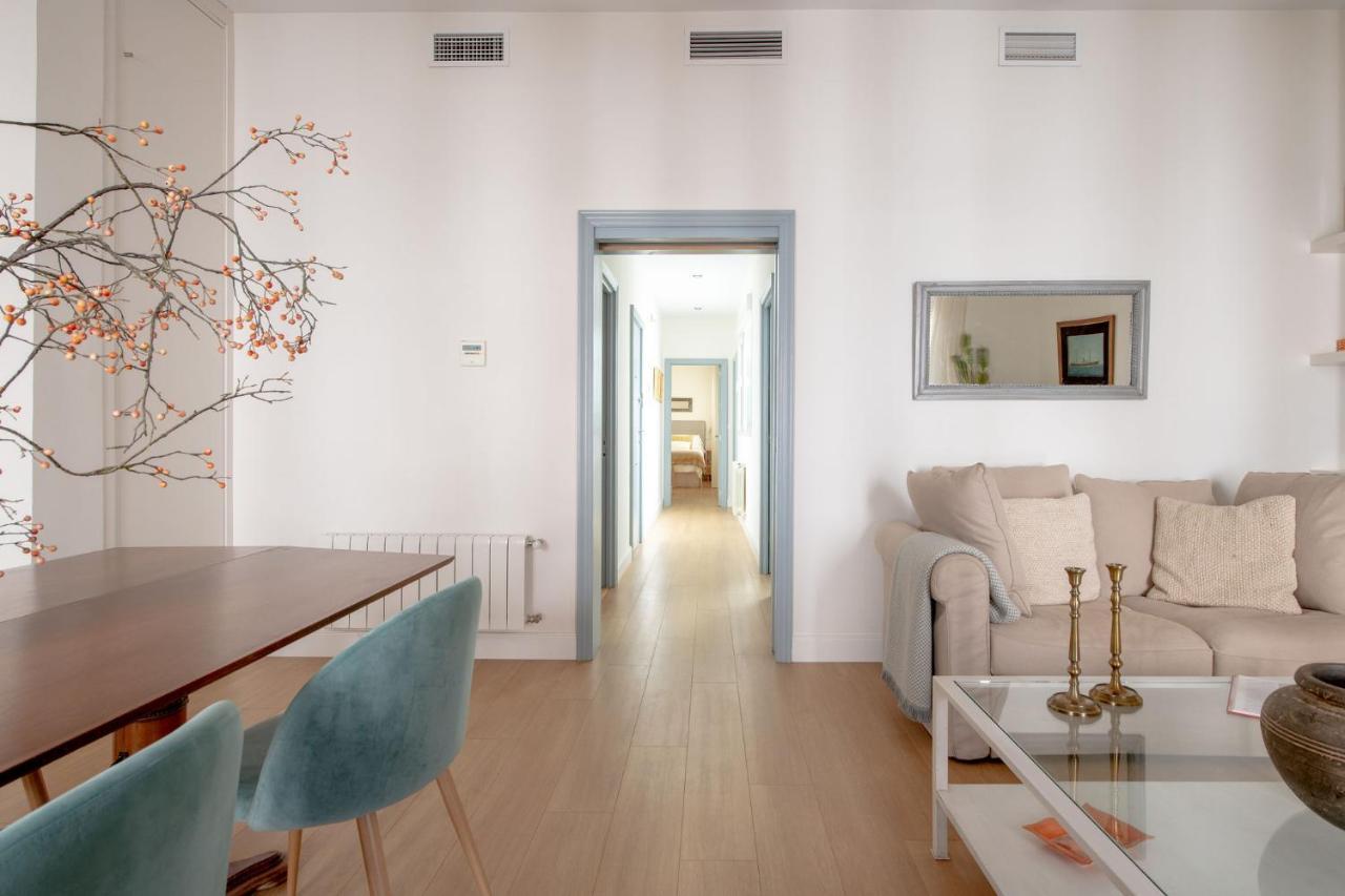 Plaza Nueva 2 Bedrooms & 2 Bathrooms Севилья Экстерьер фото